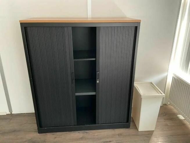 Szafa roletowa czarna