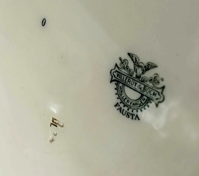 Duży sygnowany talerz Villeroy&Bosch