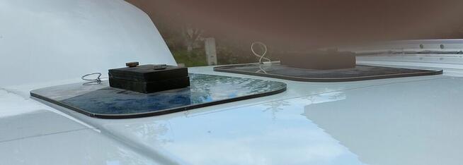 Magnesy do koguta na dach