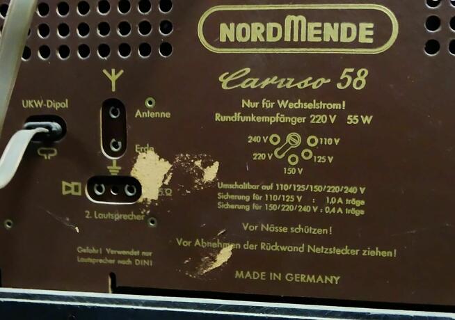 Lampowy odbiornik radiowy Nordmende Caruso 58 - lata produkc
