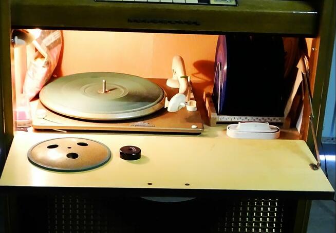 Lampowy odbiornik radiowy Nordmende Caruso 58 - lata produkc