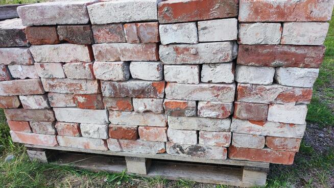 Sprzedam czerwoną cegłę