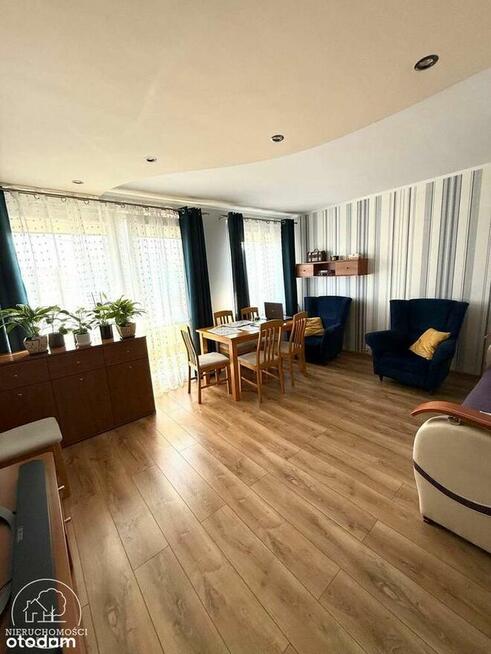 M3 z balkonem i windą, Zabobrze ||