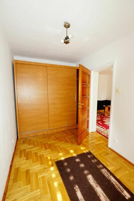 zadbane w okolicy centrum miasta/zielona okolica