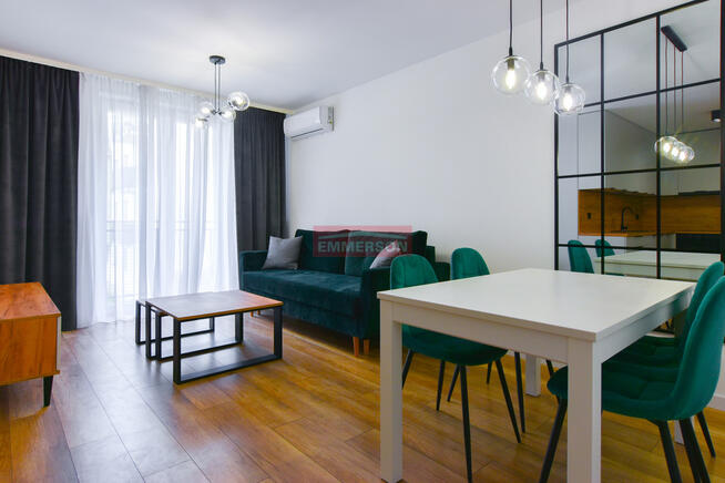 Gotowe do zamieszkania, klimatyzacja, balkon