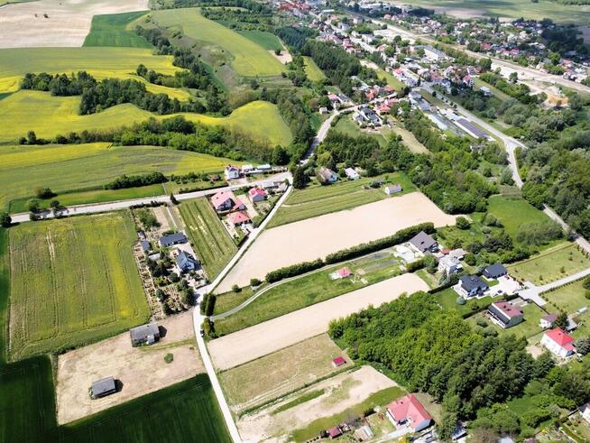 Na sprzedaż działka budowlana – Ćmielów,