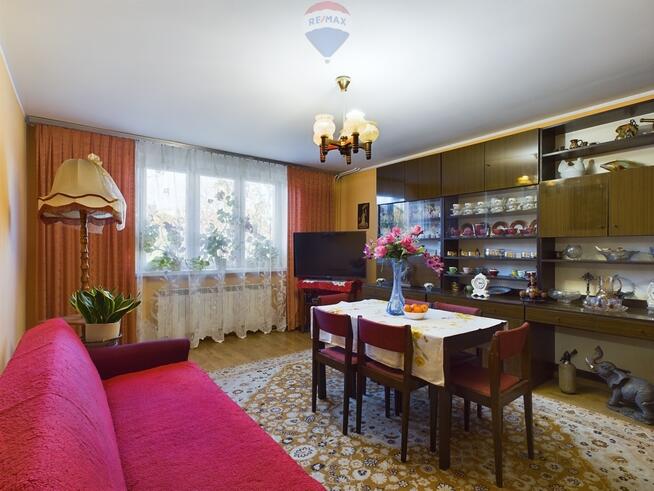 Przestronny dom w Jędrzejowicach – dla rodziny