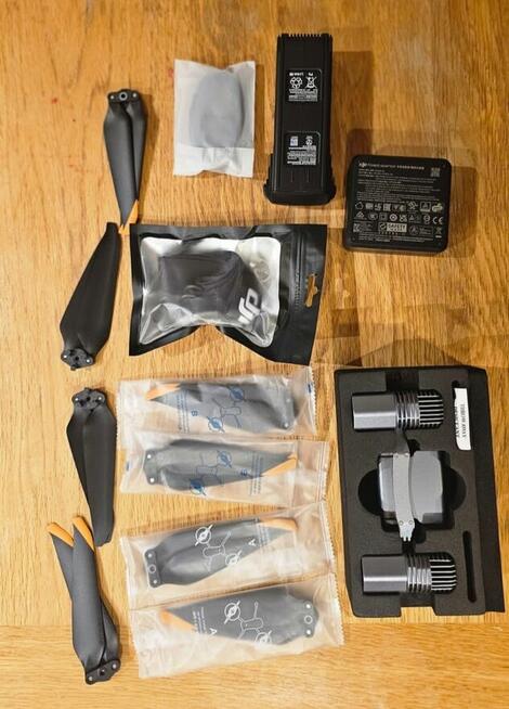 DJI Mavic 3T (3 Thermal) z dodatkami — nieskazitelny stan