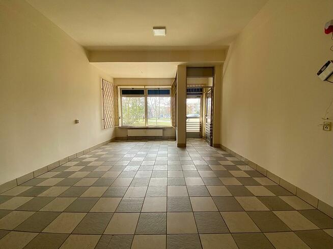 Sprzedam lokal usługowy 50,8 m2