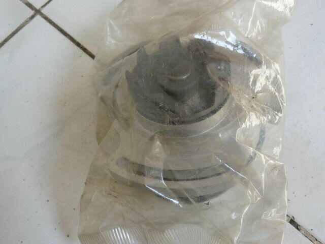 Trabant 601 resztka czesci 1,1:modul zapl, pompa wodna