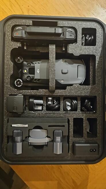 DJI Mavic 3T (3 Thermal) z dodatkami — nieskazitelny stan