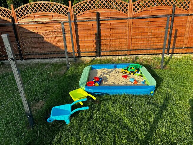 Żłobek Kolorowe Rybki - Opieka Dzienna