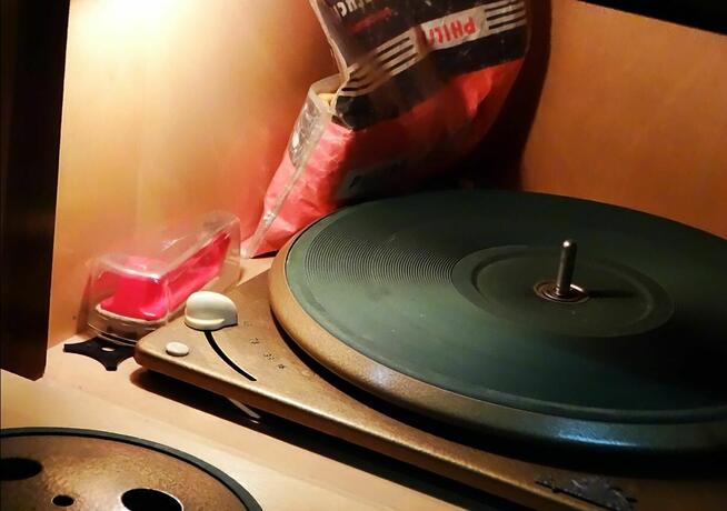 Lampowy odbiornik radiowy Nordmende Caruso 58 - lata produkc