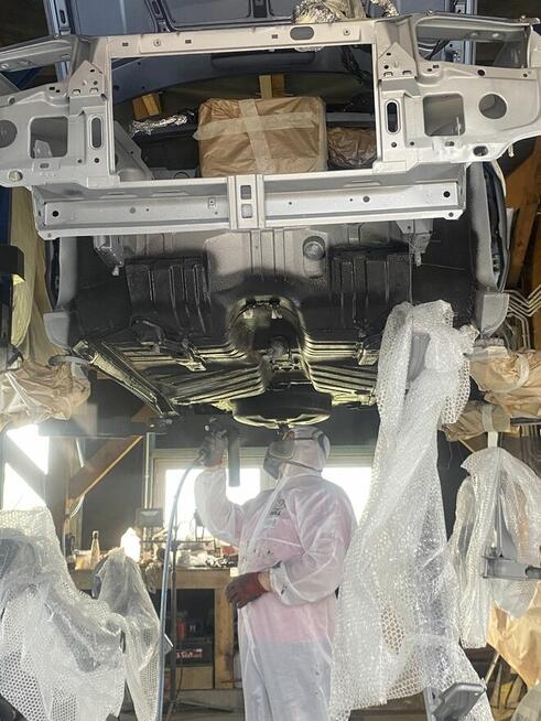 Konserwacja podwozi i spawanie plastików