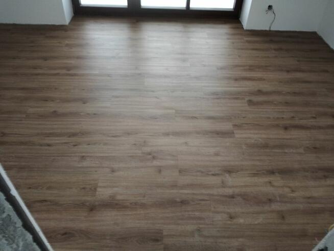 Cyklinowanie podłóg, schodów, układanie parkietów, laminatu
