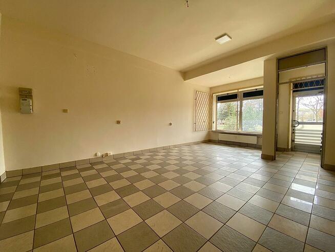 Sprzedam lokal usługowy 50,8 m2