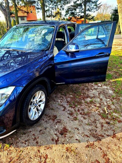 Sprzedam BMW X1 Sdrive 2015r. benz, 4x4, hak, 2 koml opon