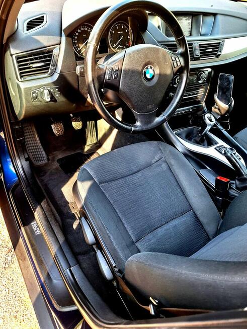 Sprzedam BMW X1 Sdrive 2015r. benz, 4x4, hak, 2 koml opon