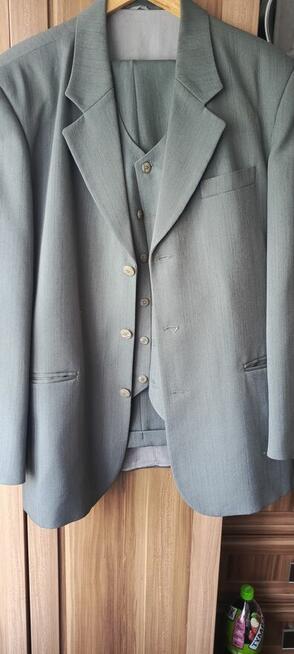 Sprzedaż garniturów