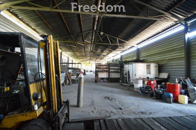 Obiekt magazynowo usługowy z biurowcem. Duża działka w Opolu.