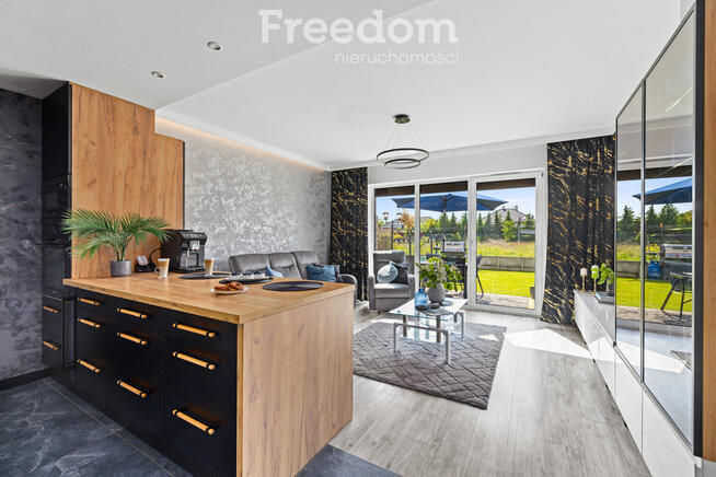 Dom szeregowy pow. całk. 100 m2, ogródek, Straszyn