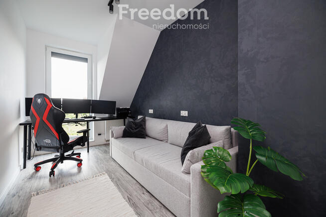 Dom szeregowy pow. całk. 100 m2, ogródek, Straszyn