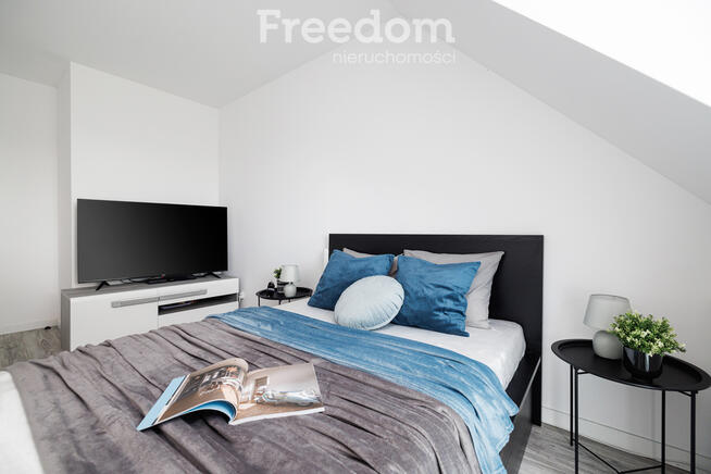 Dom szeregowy pow. całk. 100 m2, ogródek, Straszyn