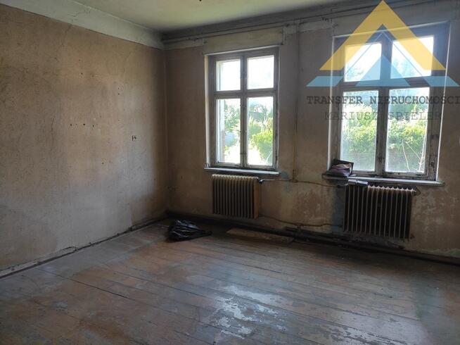 Pół domu do remontu z potencjałem, działka 150 tys