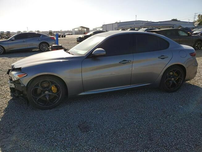 Alfa Romeo Giulia TI RWD Sport 2.0l