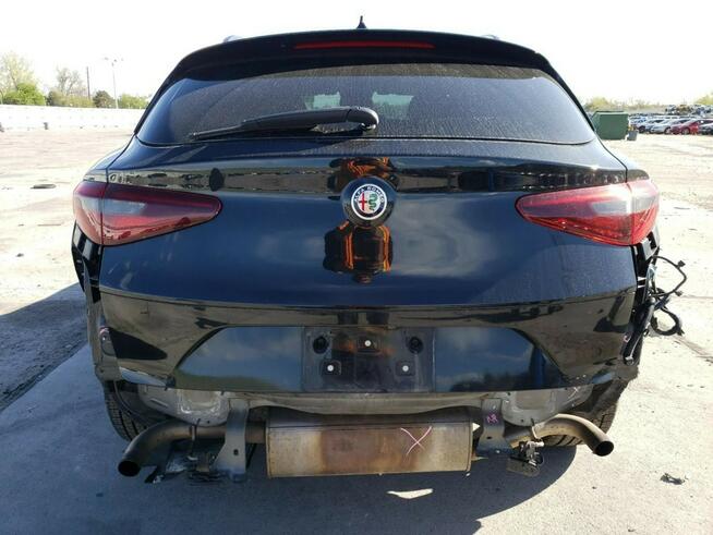 Alfa Romeo Stelvio TI Sport Q4 280HP