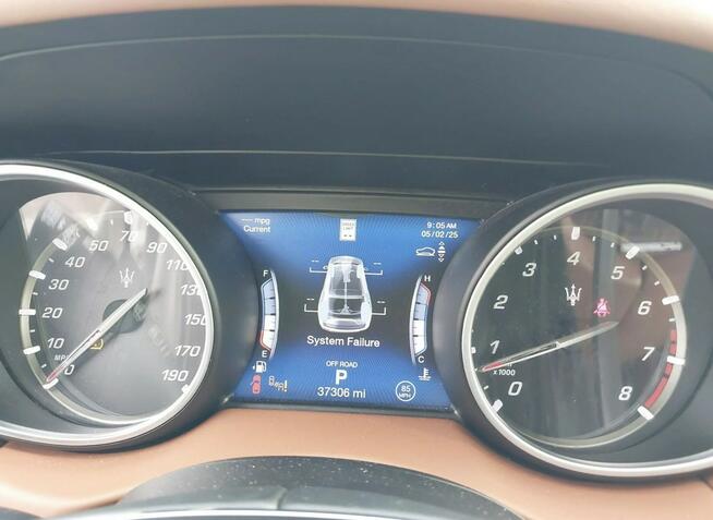 Maserati Levante SQ4 Granlusso Zegna Edition