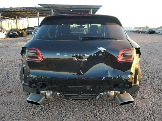 Porsche Macan Sport Chrono Package BOSE 2.0l AWD