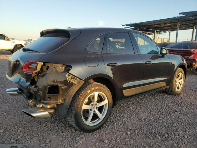 Porsche Macan Sport Chrono Package BOSE 2.0l AWD