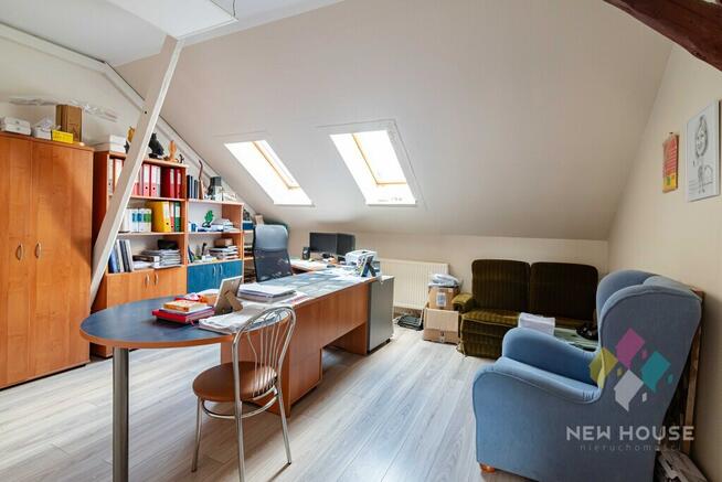 Obiekt handlowo-usługowy, przy głównej drodze