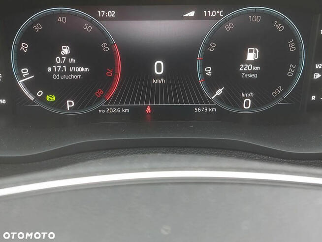 Skoda Karoq 2023 niski przebieg 6100 (jak nowy)