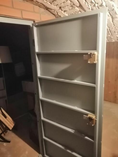 drzwi stalowe, metalowe do piwnicy, kraty, okienka do piwnicy