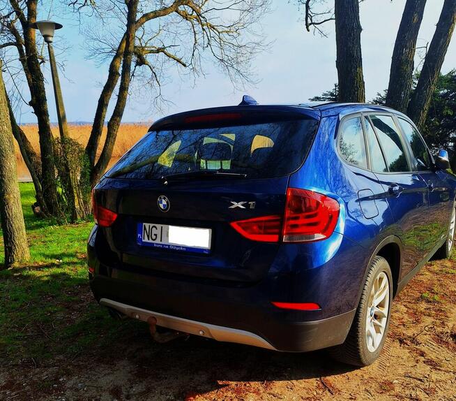 Sprzedam BMW X1 Sdrive 2015r. benz, 4x4, hak, 2 koml opon