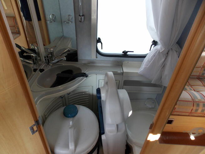 Przyczepa kempingowa STERLING