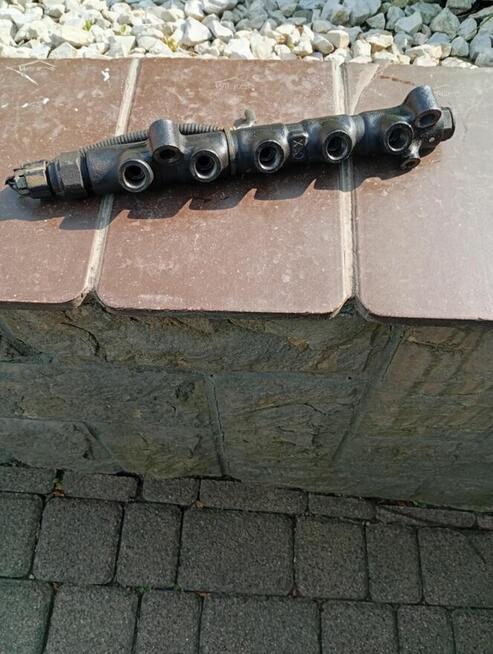 TOYOTA RAV4 II 2,0 D4D REGULATOR CIŚNIENIA PALIW