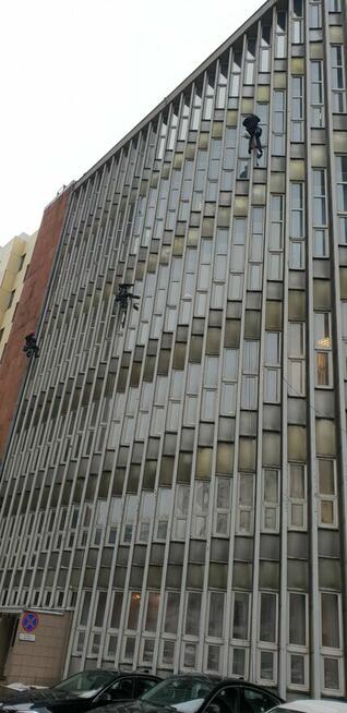 Mycie dachów, elewacji i kostki brukowej.