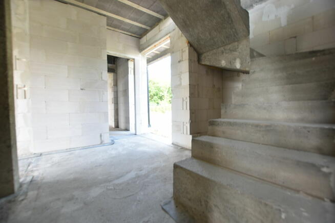 Niemstów, dom/możliwość prowadzenia działalności