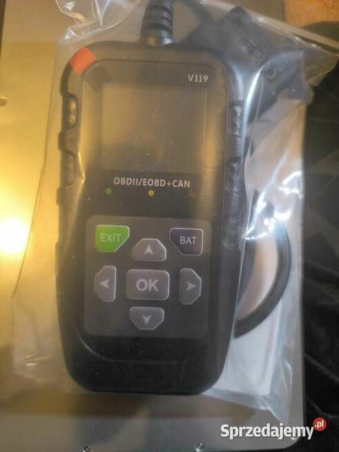Skaner OBD2 V119 z polskim menu – nowy, test akumulatora