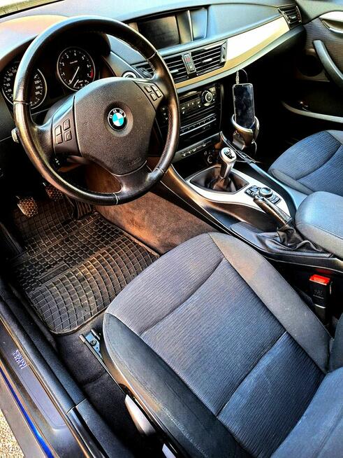 Sprzedam BMW X1 Sdrive 2015r. benz, 4x4, hak, 2 koml opon