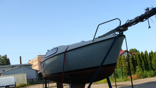 żaglówka kabinowa Monark 540