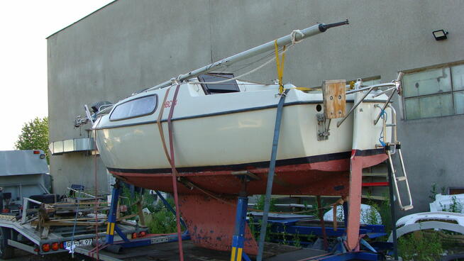 żaglówka kabinowa Monark 540