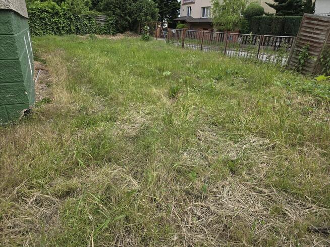 Garaz do wynajęcia blaszany na działce cena 500 zl.