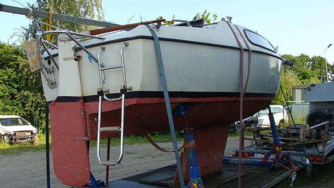 żaglówka kabinowa Monark 540