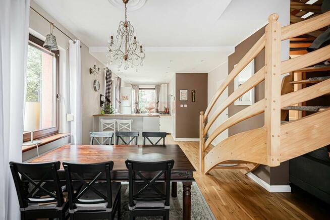 Dom Mędłów gm. Żórawina, Osiedlowa