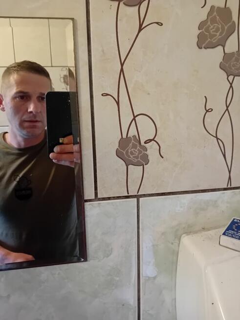 Czy na tej stronie idzie poznać kobietę normalna?