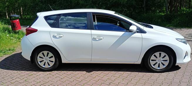 Toyota Auris ## 1.4 D4D 2013/14 rok ## Świetne Autko ##